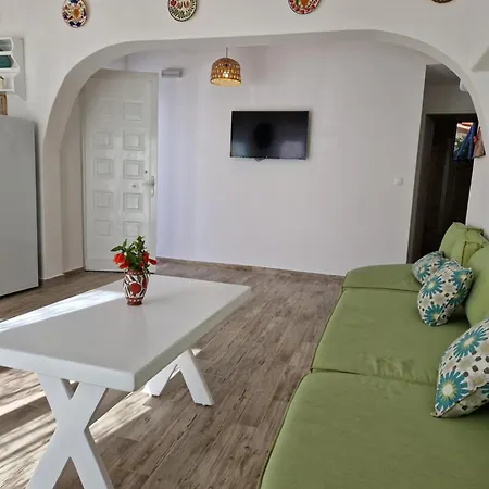 Seva's House Daire Psinthos